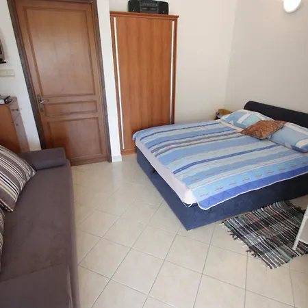 Apartment Kostrencic *