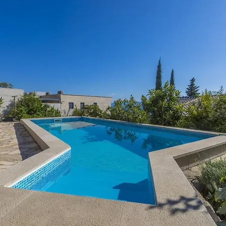 Apartment Kostrencic