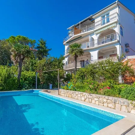 Apartment Kostrencic *